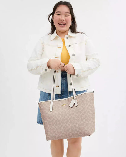 City Tote Bag In Signature Canvas